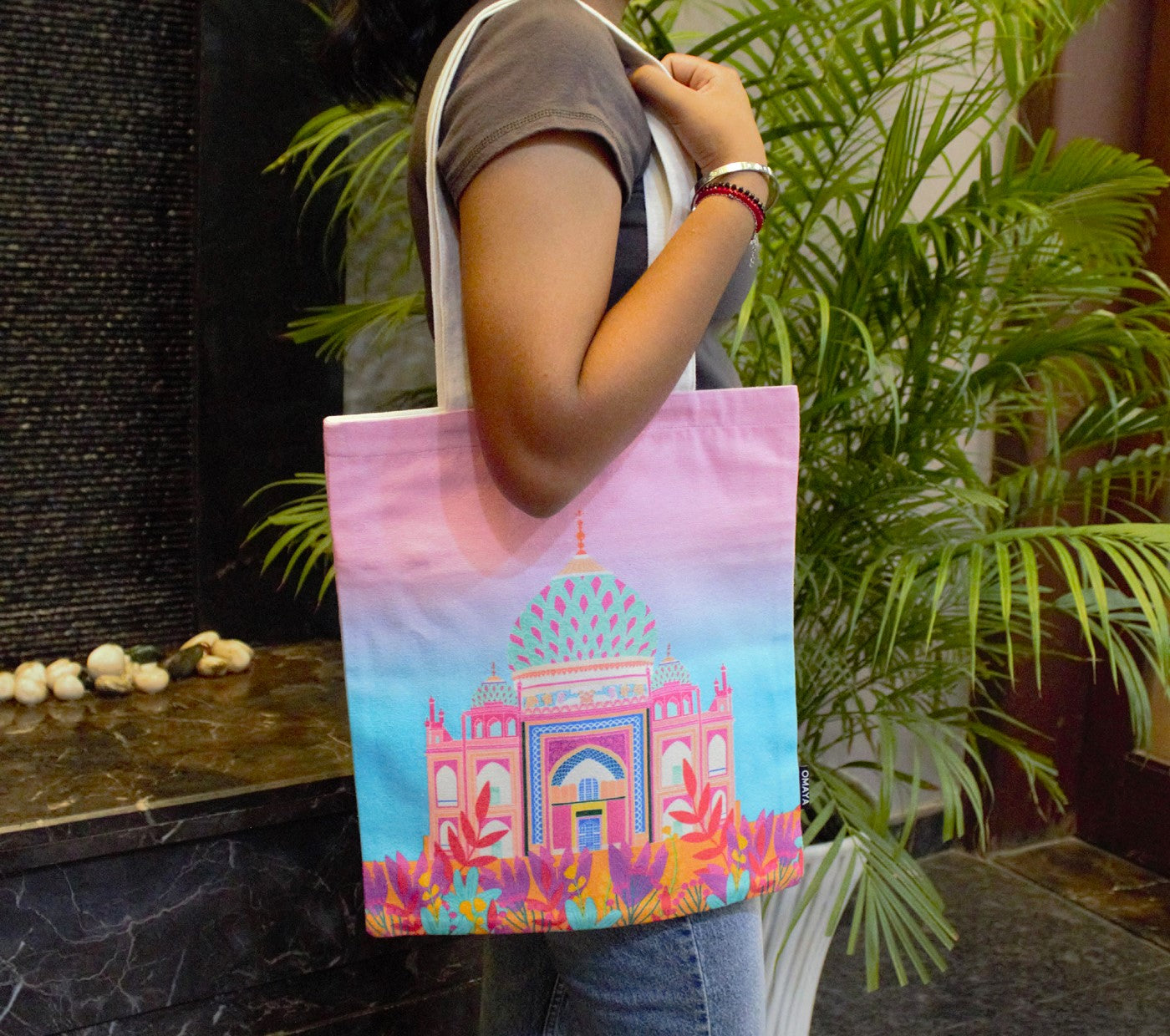 Printed Tajmahal Cotton Canvas  Tote Bag 34×36 Cms